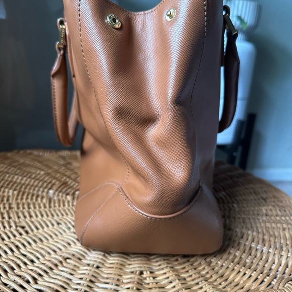 Tory Burch Tan Saffiano Leather Robinson Double Zip Large Tote - PLEASE READ - Picture 7 of 13